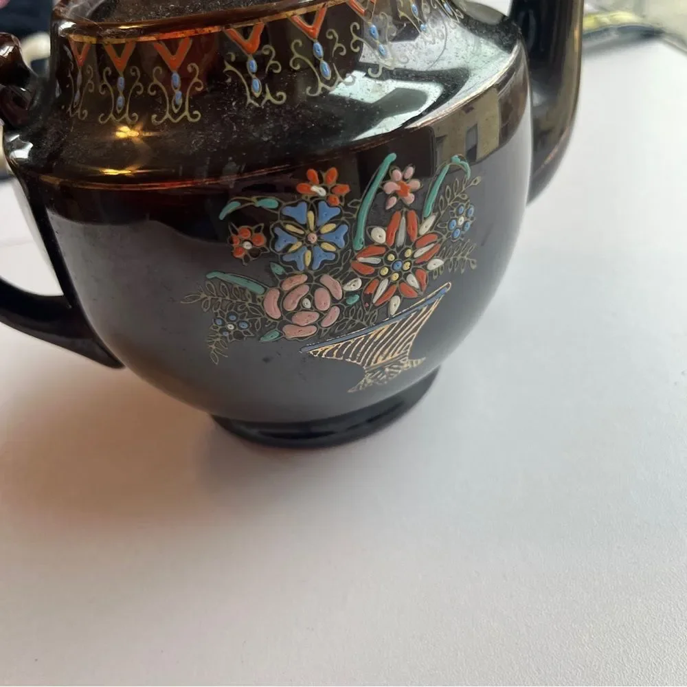 Unbranded vintage hand
